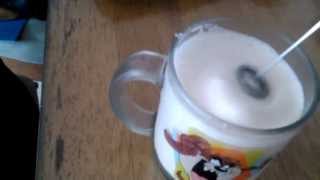 Aerolatte Review Frothing Cold Milk In Under 1 Minute [upl. by Gristede]